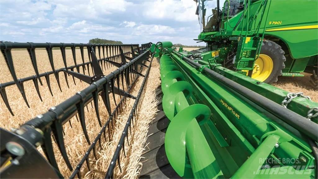 John Deere 735D 聯合收割機頭