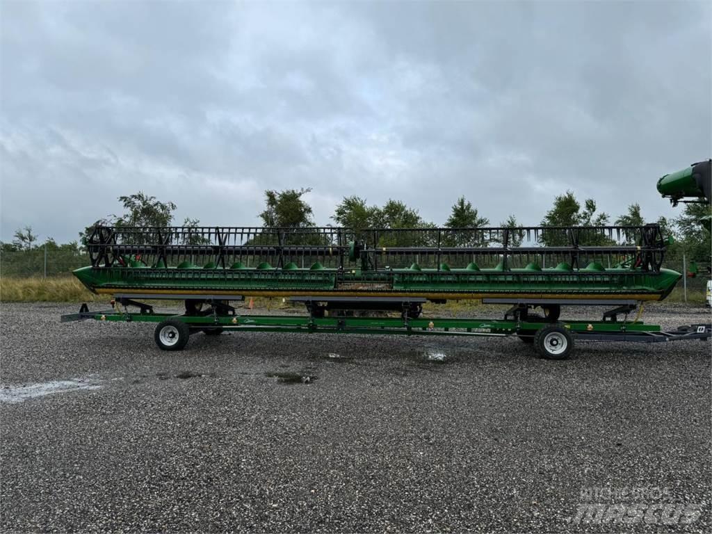John Deere 740D 聯合收割機頭