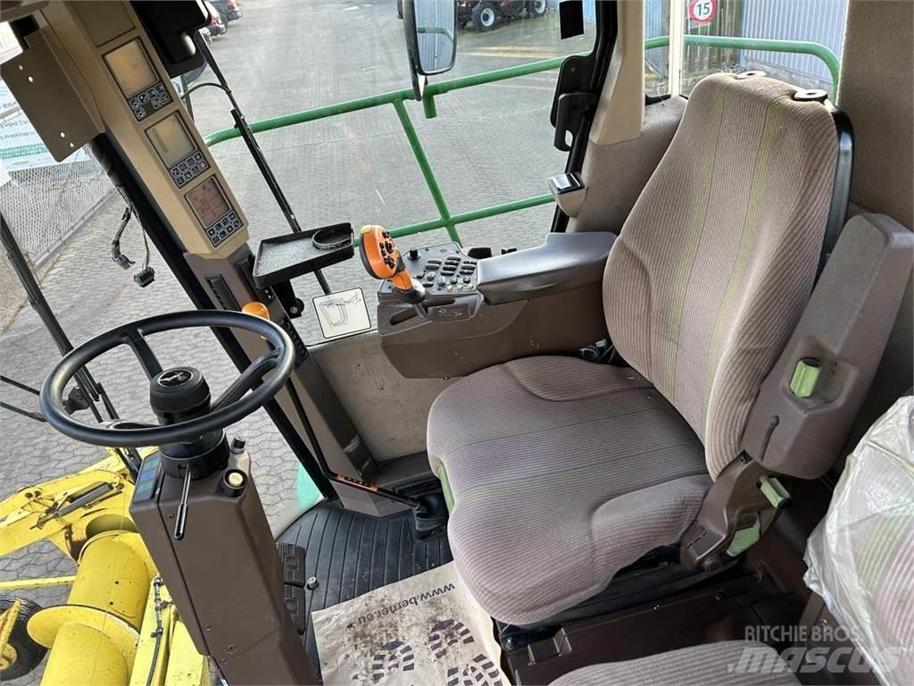John Deere 7700 牧草收穫機