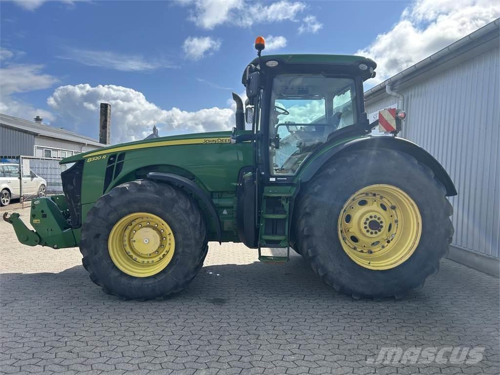 John Deere 8320R 曳引機