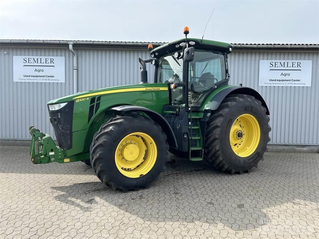 John Deere 8320R 曳引機