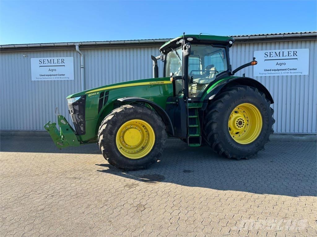 John Deere 8345R 曳引機
