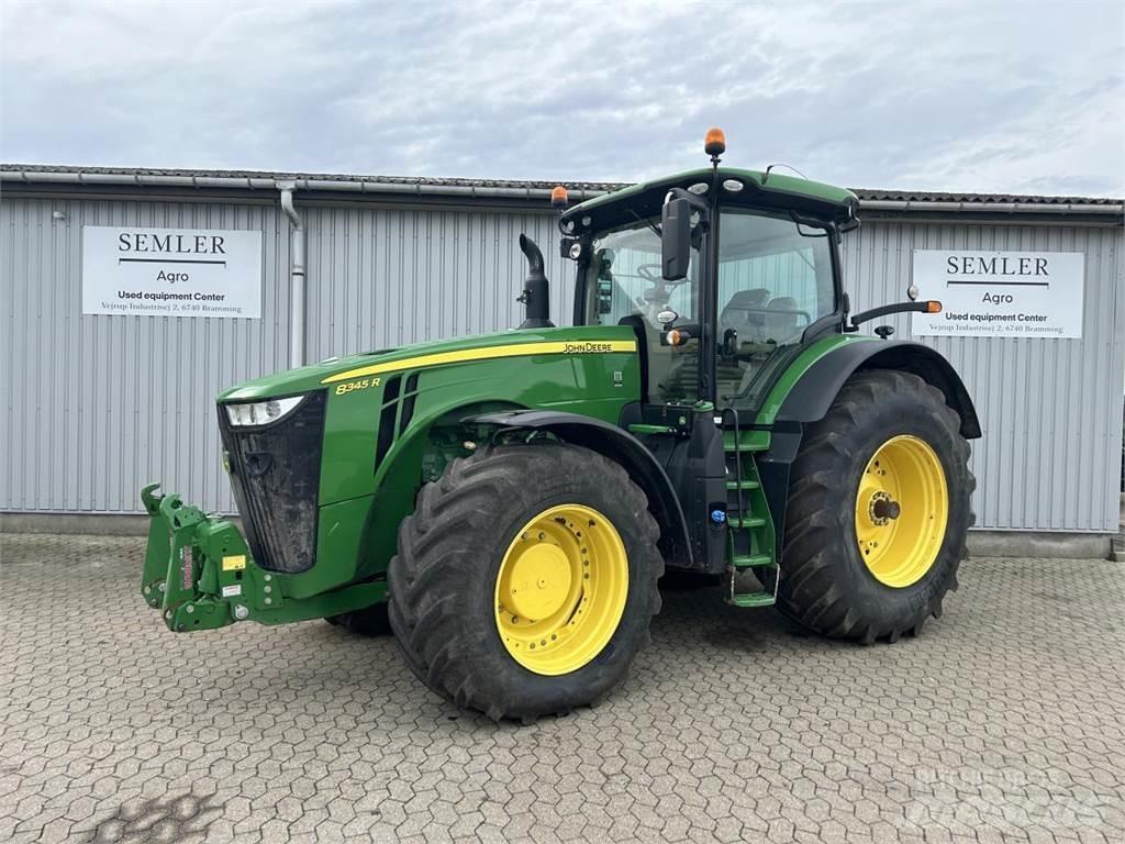 John Deere 8345R 曳引機