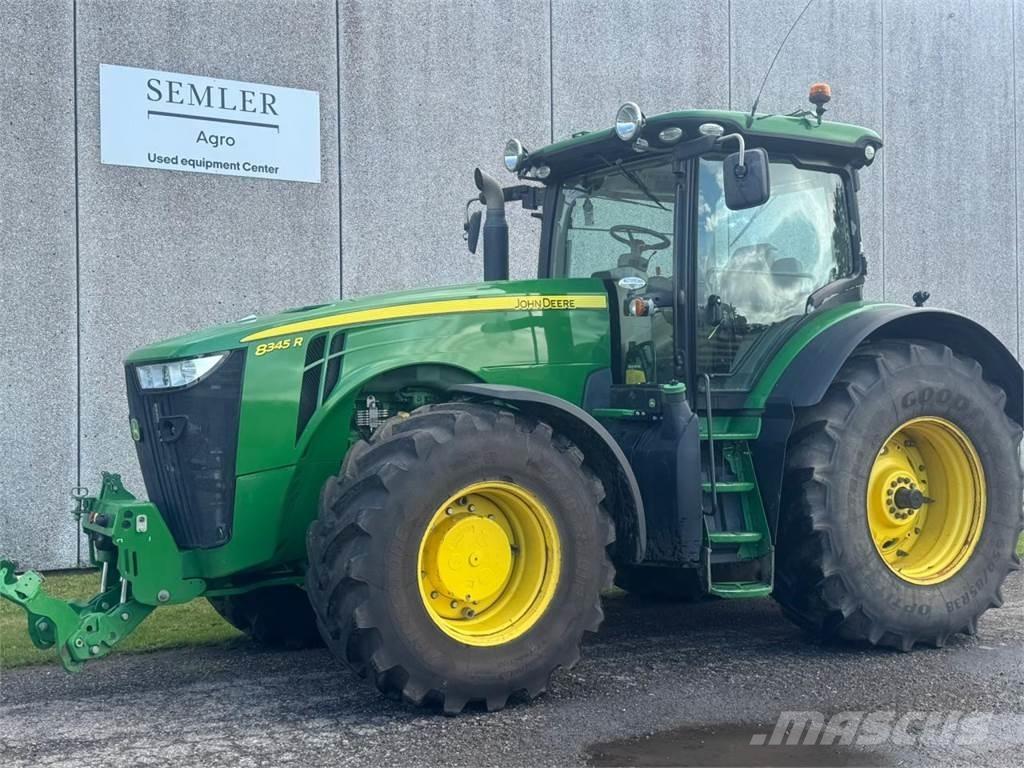 John Deere 8345R 曳引機