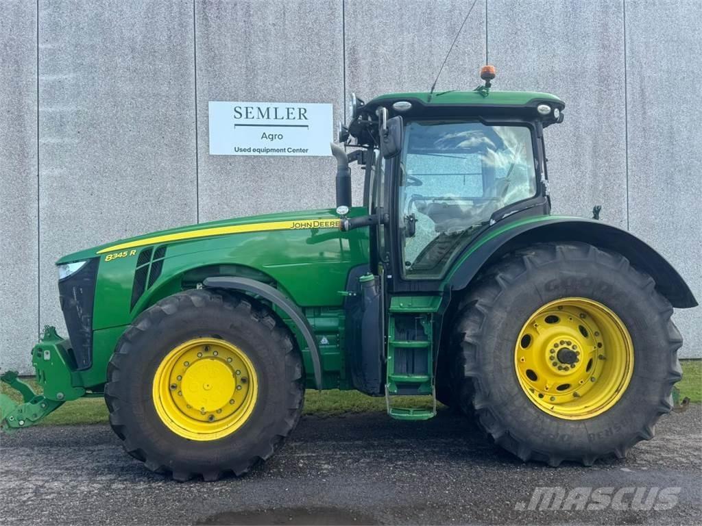 John Deere 8345R 曳引機