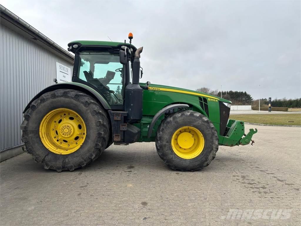 John Deere 8345R 曳引機