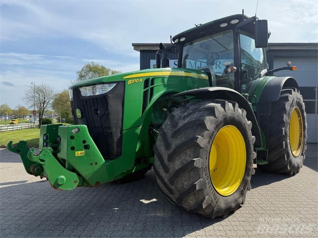 John Deere 8370R 曳引機