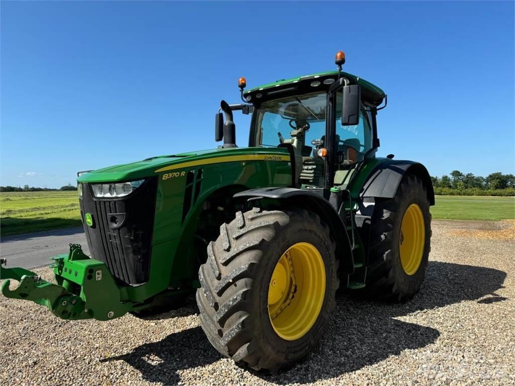 John Deere 8370R 曳引機