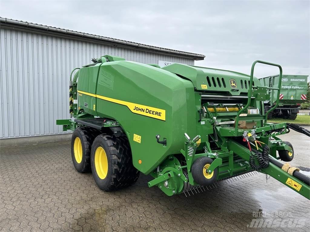 John Deere C441R 圓型牧草打包機
