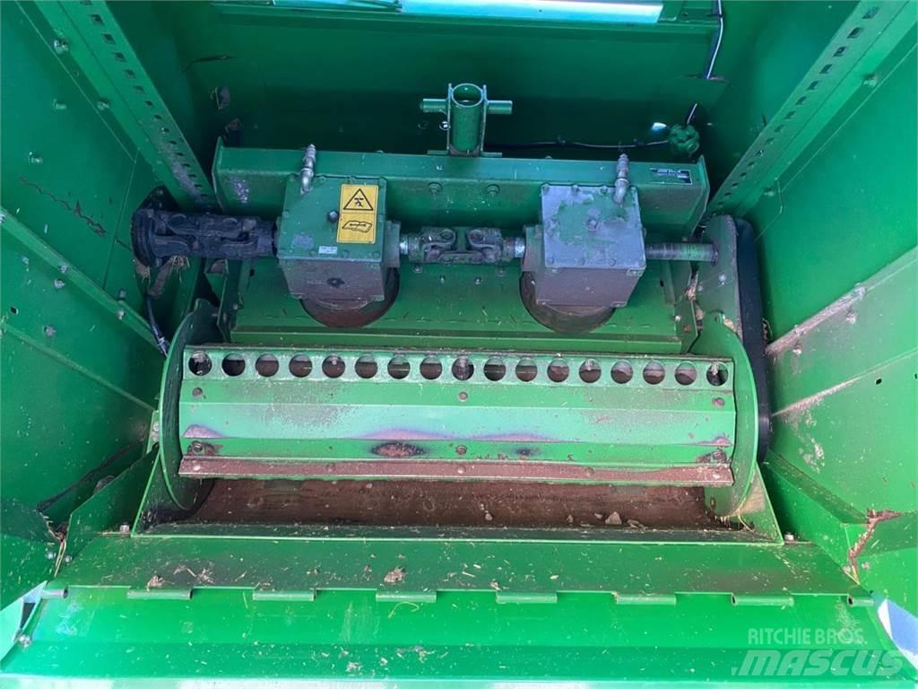 John Deere C670 聯合收穫機