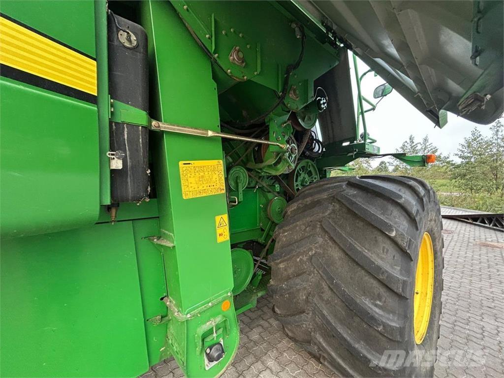 John Deere C670I 聯合收穫機