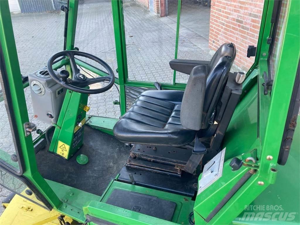 John Deere F935 小型曳引機