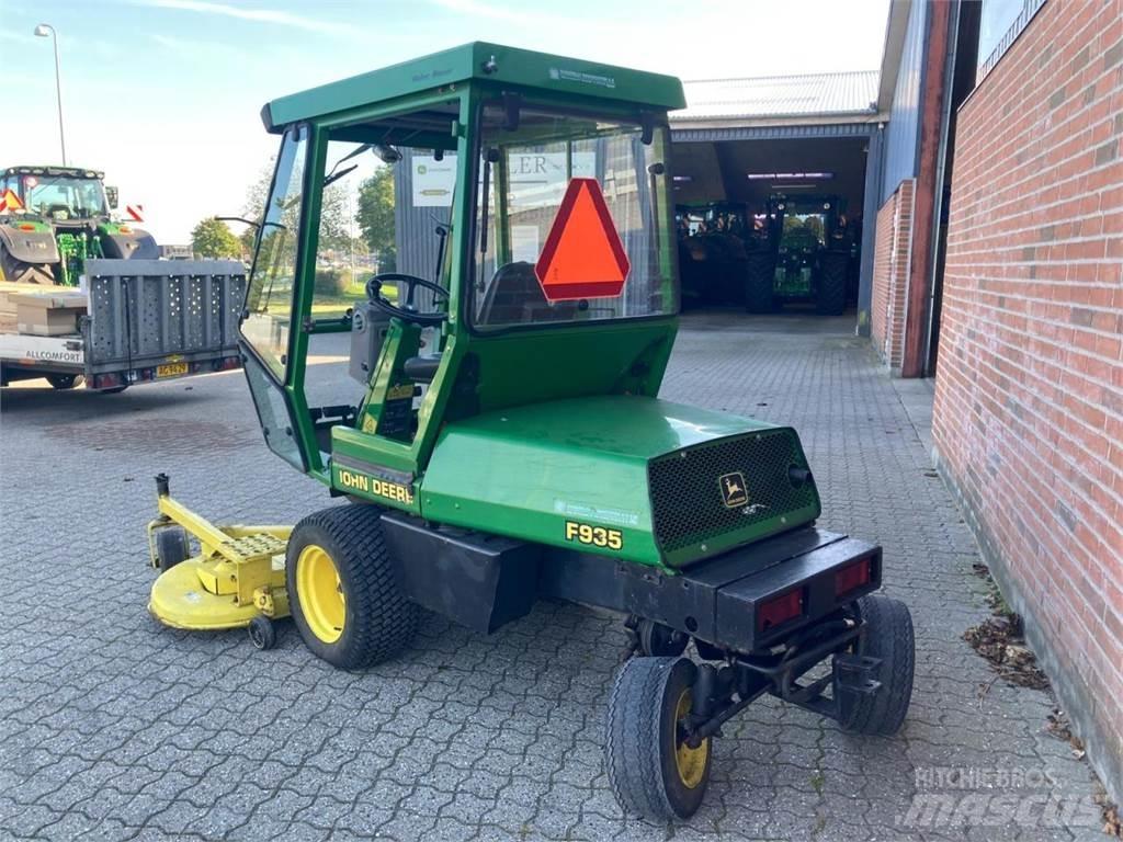 John Deere F935 小型曳引機