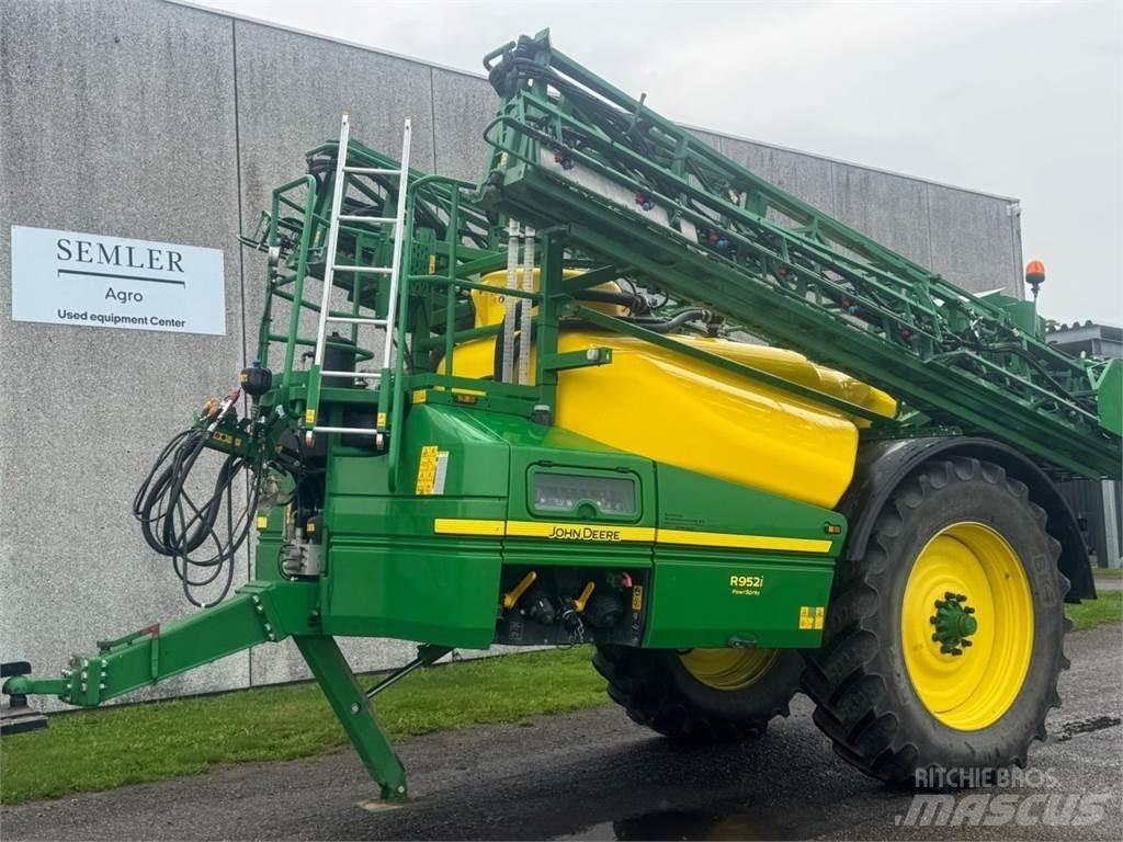 John Deere R952I 牽引式噴霧機