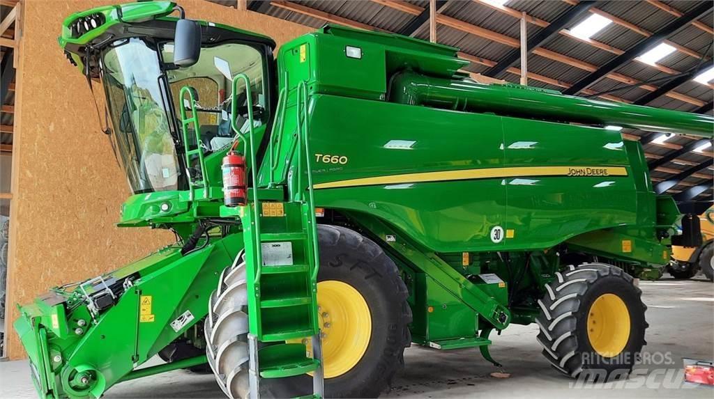 John Deere T660 聯合收穫機
