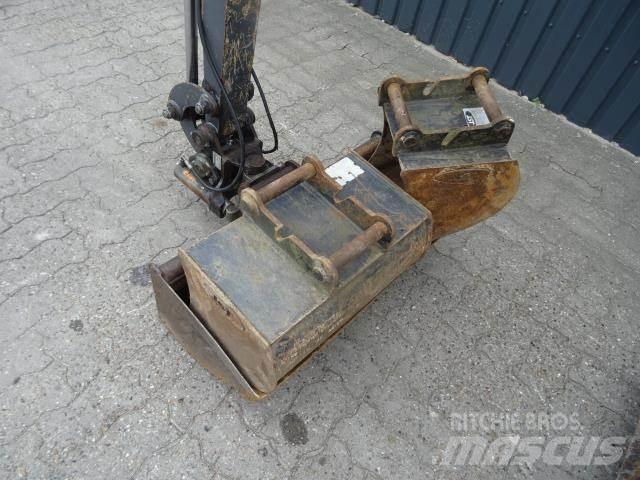 Kato 12 VXE 小型挖土機/掘鑿機<7t(小型挖掘機)