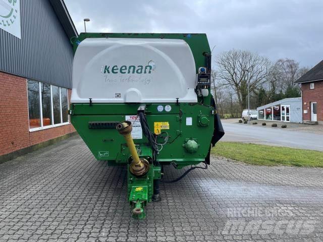 Keenan 20 M3 青飼料搬運車