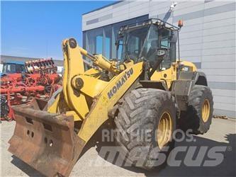 Komatsu W320 輪胎式裝載機
