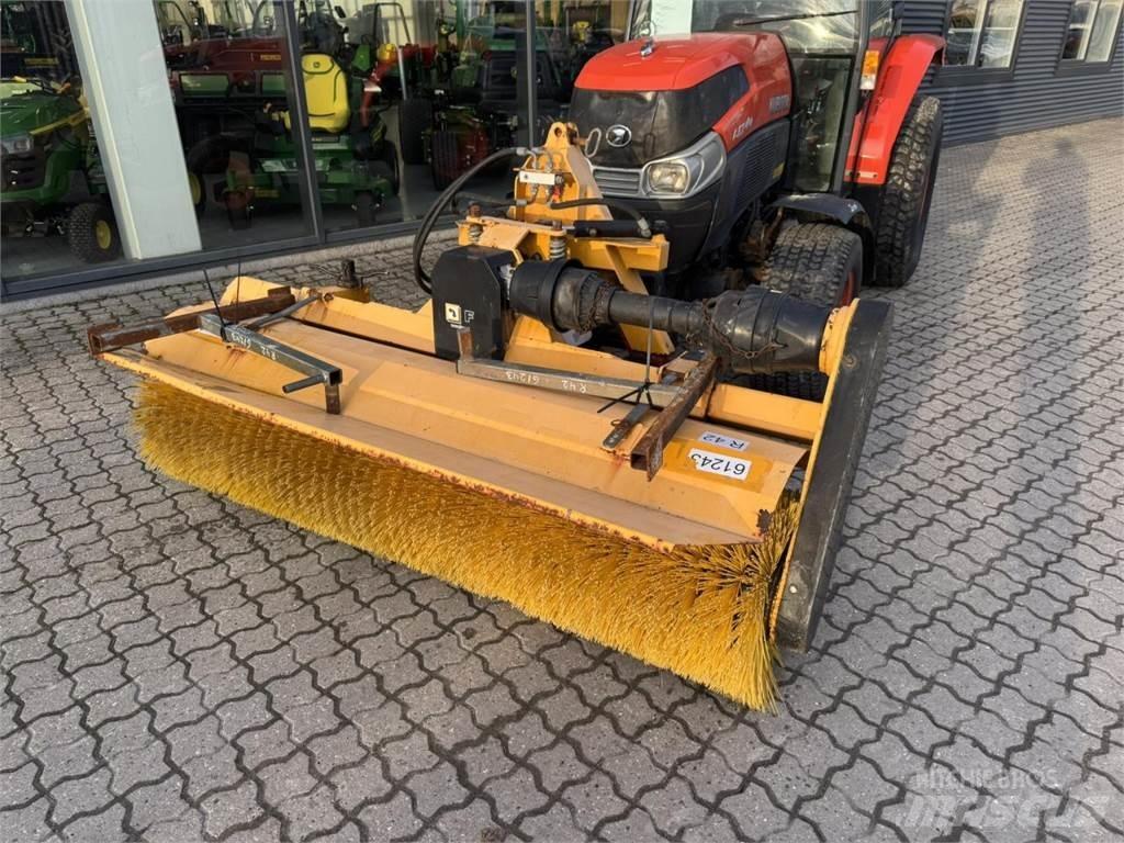 Kubota 5740 小型曳引機