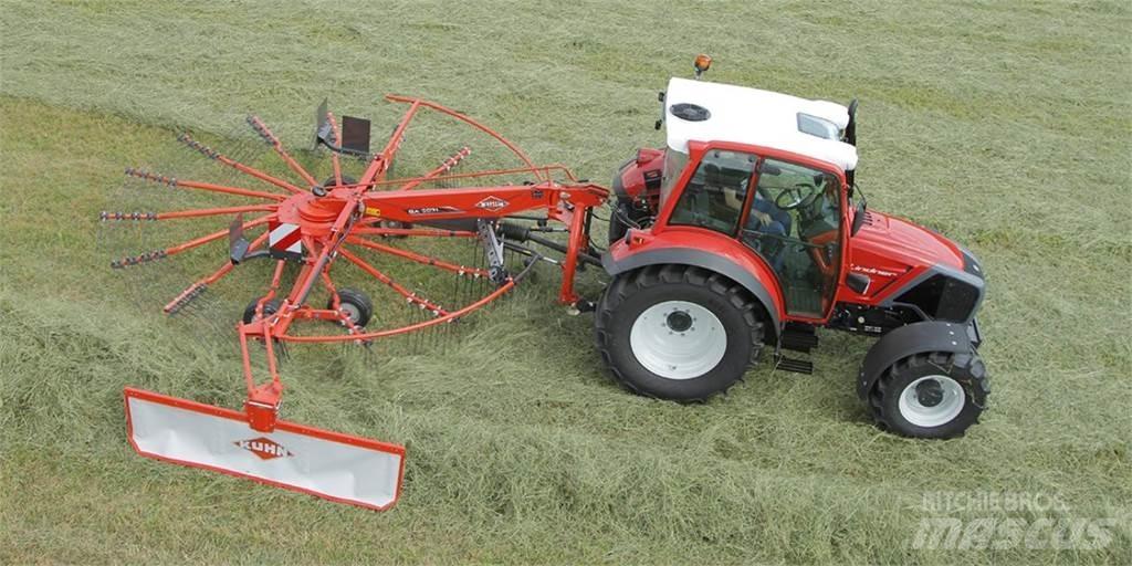 Kuhn GA 4431GM 耙與翻草機