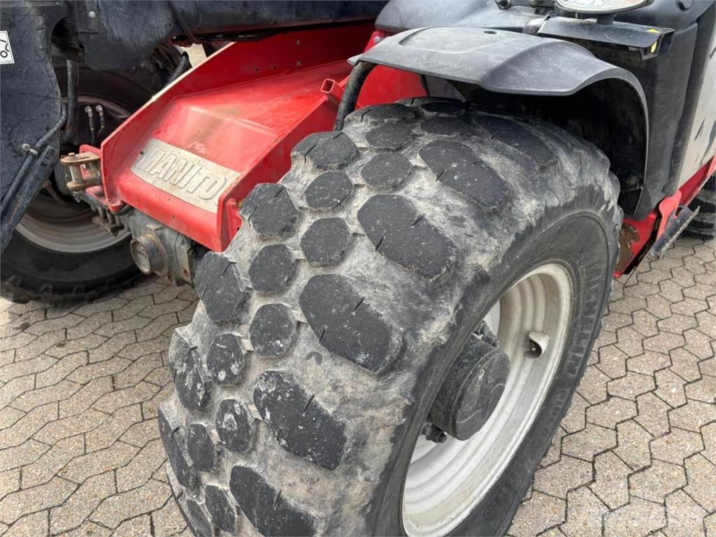 Manitou 741 伸縮臂操作車