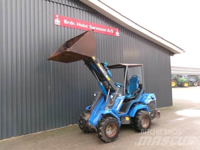 Multione 7.3 小型裝載機