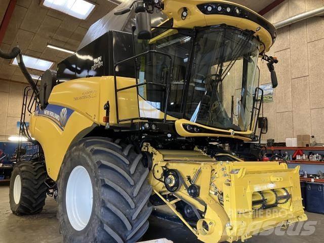 New Holland CR9.80 聯合收穫機