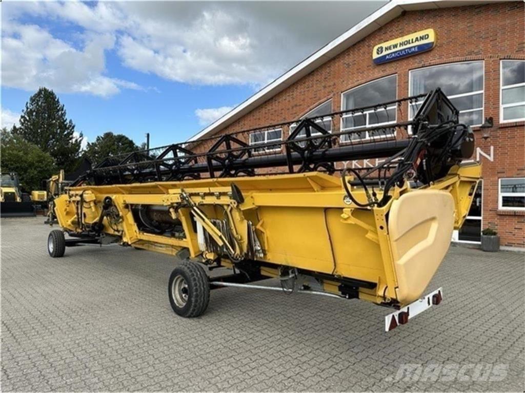 New Holland CR9.80 聯合收穫機