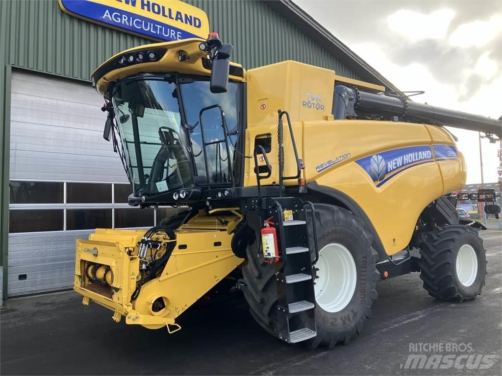 New Holland CR9.90 聯合收穫機