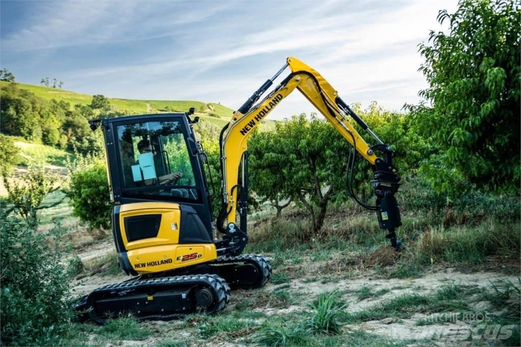 New Holland E25D 小型挖土機/掘鑿機<7t(小型挖掘機)