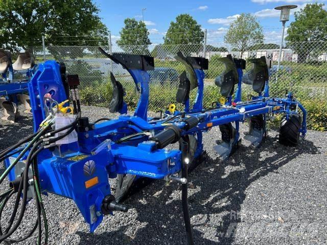 New Holland PHVH4 雙向犁