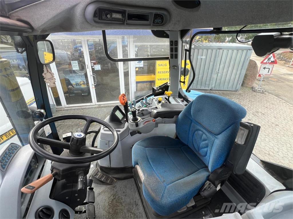 New Holland T6080 曳引機