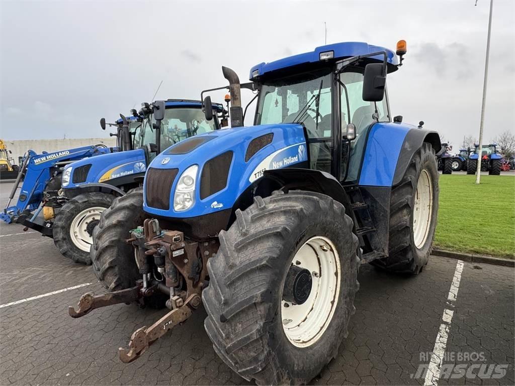 New Holland T7550 曳引機