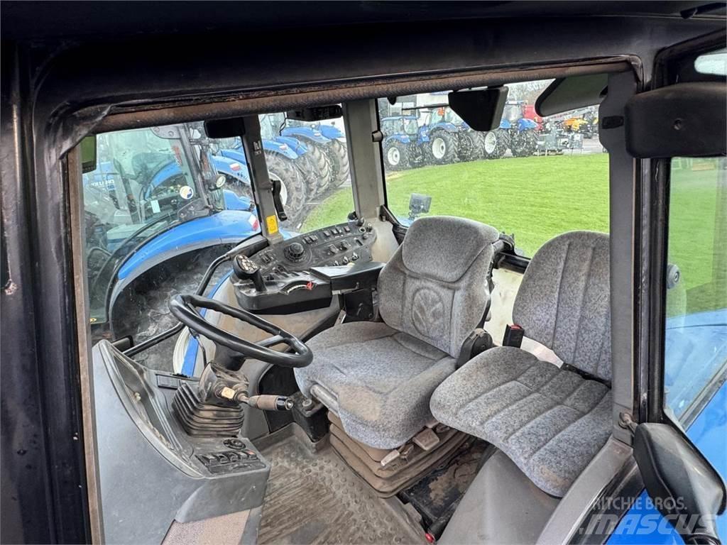 New Holland T7550 曳引機