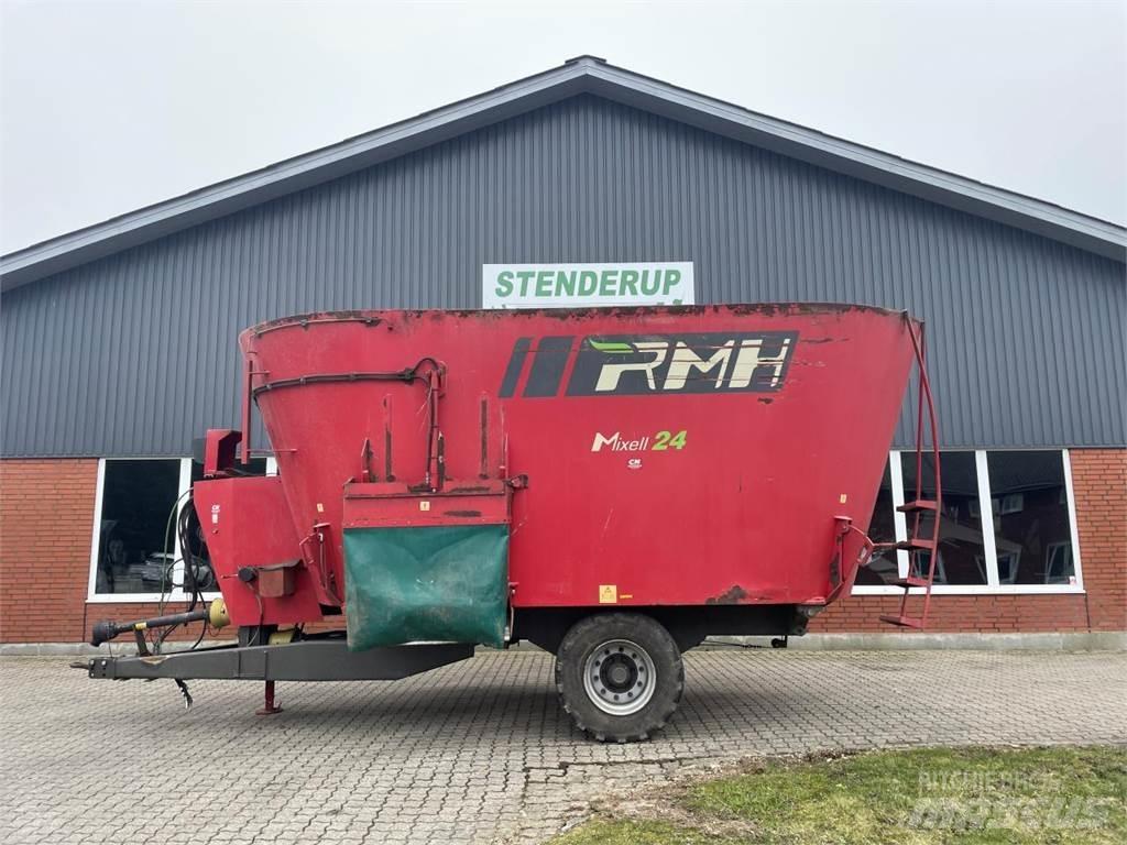 RMH 24 M3 青飼料搬運車