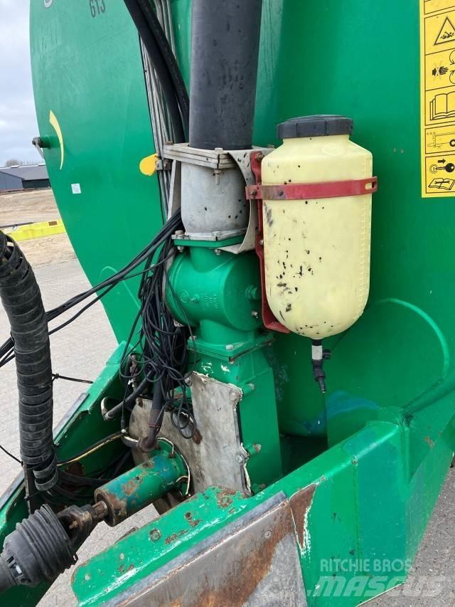 Samson PG 25 水肥車