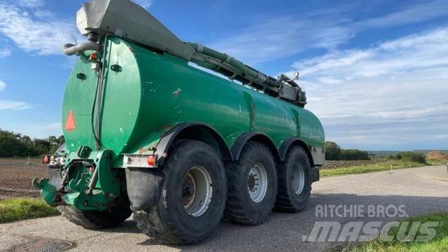 Samson PG 25 HT 水肥車
