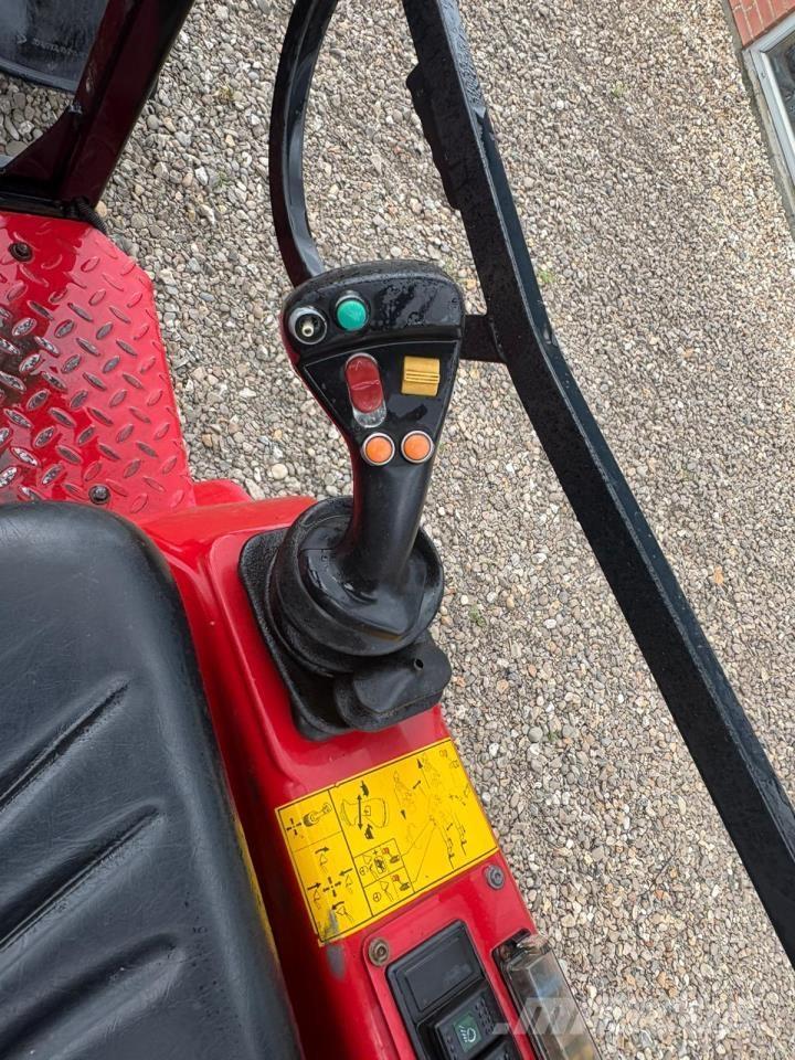 Schäffer 2345T 小型裝載機