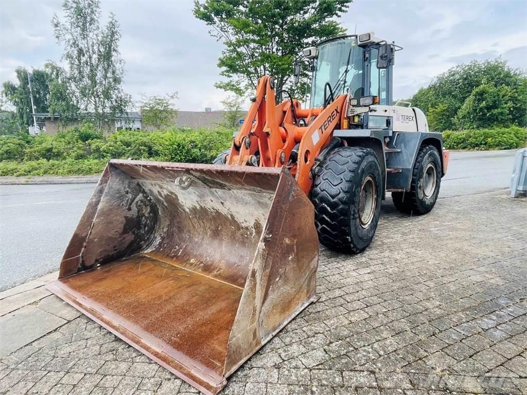 Terex TL260 輪胎式裝載機