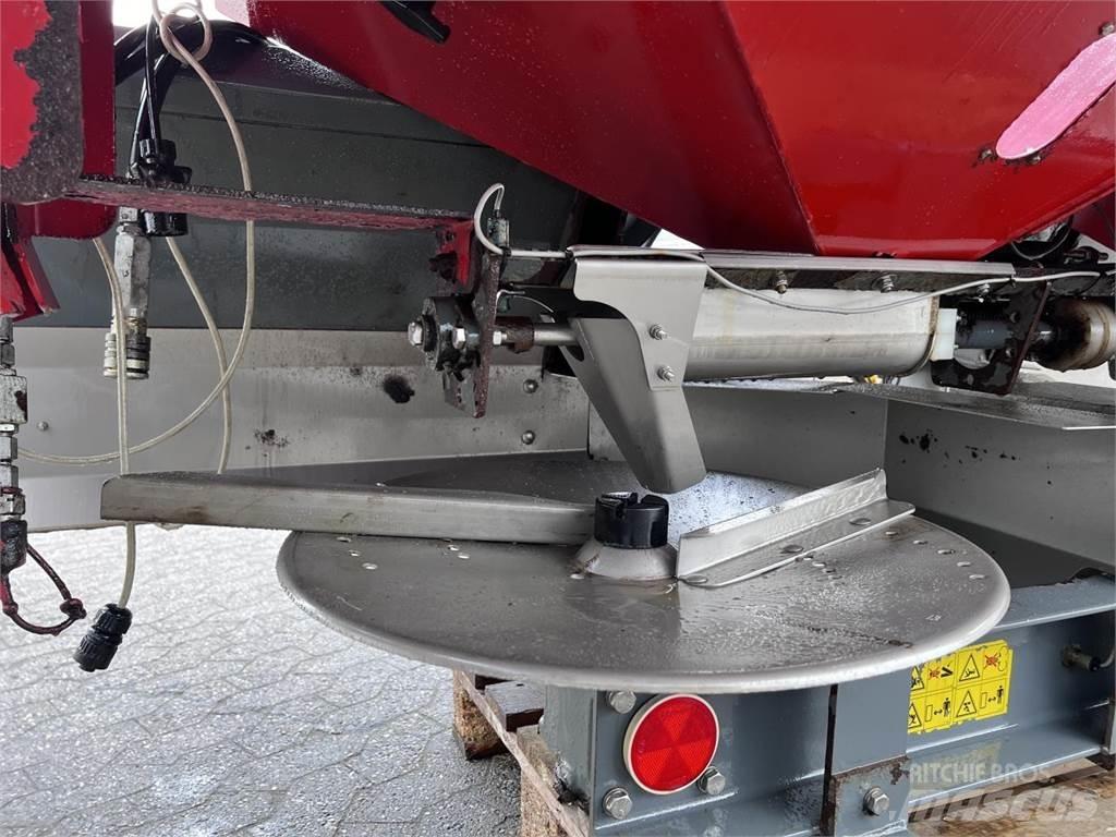 Unia MXL3000 肥料撒佈機