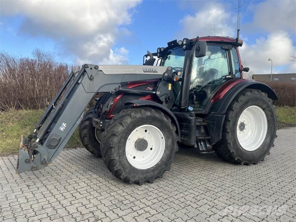 Valtra N 174 曳引機