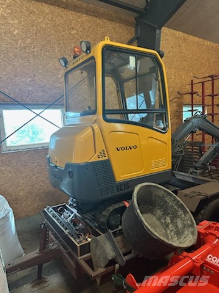 Volvo EC 15 小型挖土機/掘鑿機<7t(小型挖掘機)