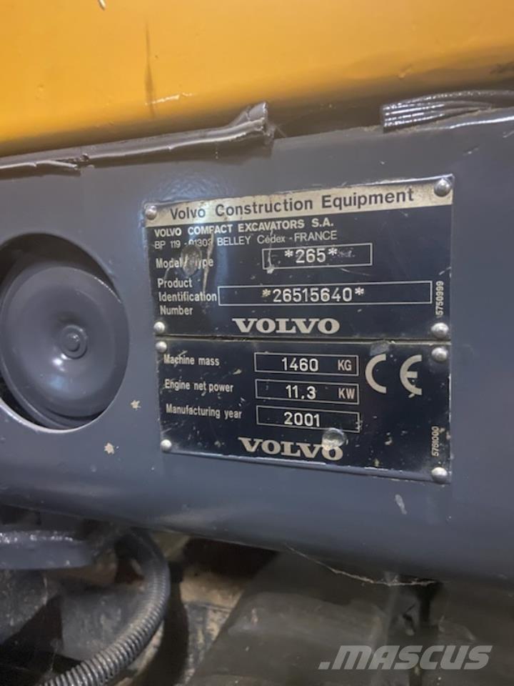 Volvo EC 15 小型挖土機/掘鑿機<7t(小型挖掘機)