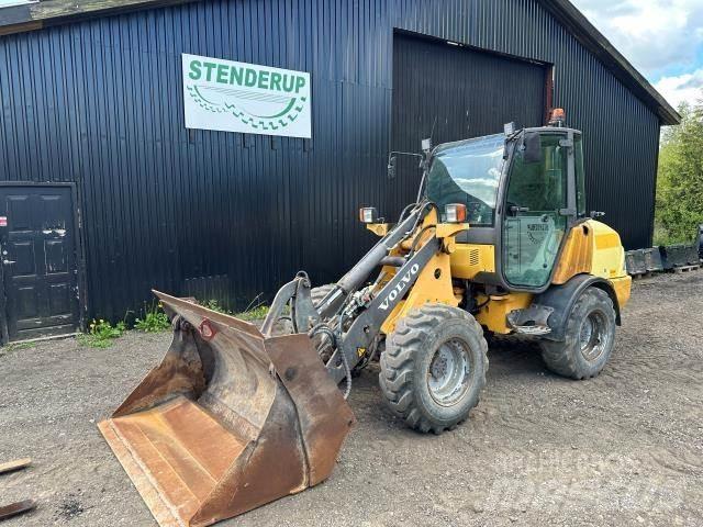 Volvo L25 B 小型裝載機