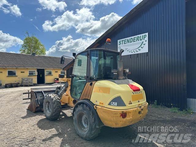Volvo L25 B 小型裝載機