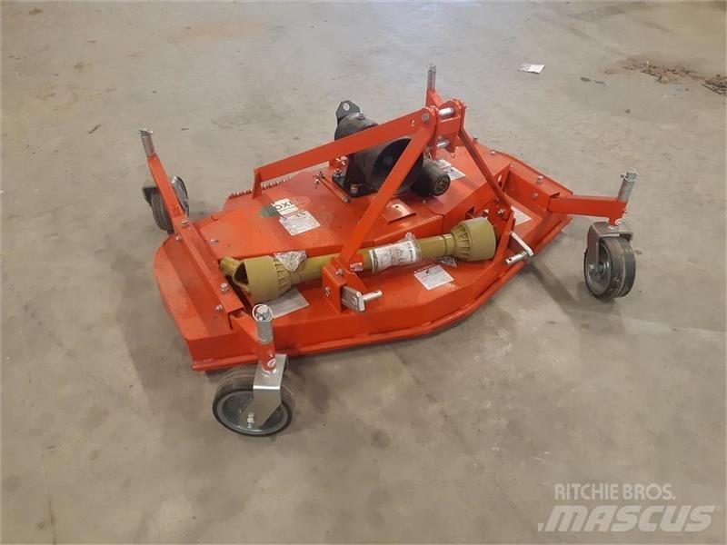  - - -  boxer 裝載與牽引式割草機