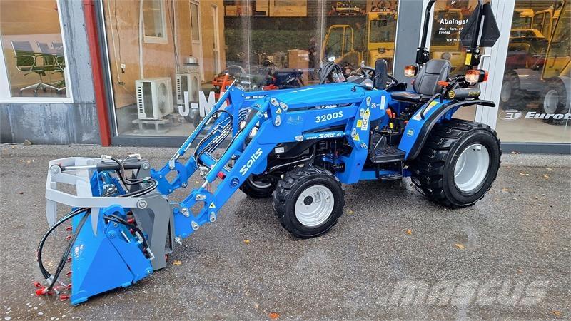 Solis 26 小型曳引機