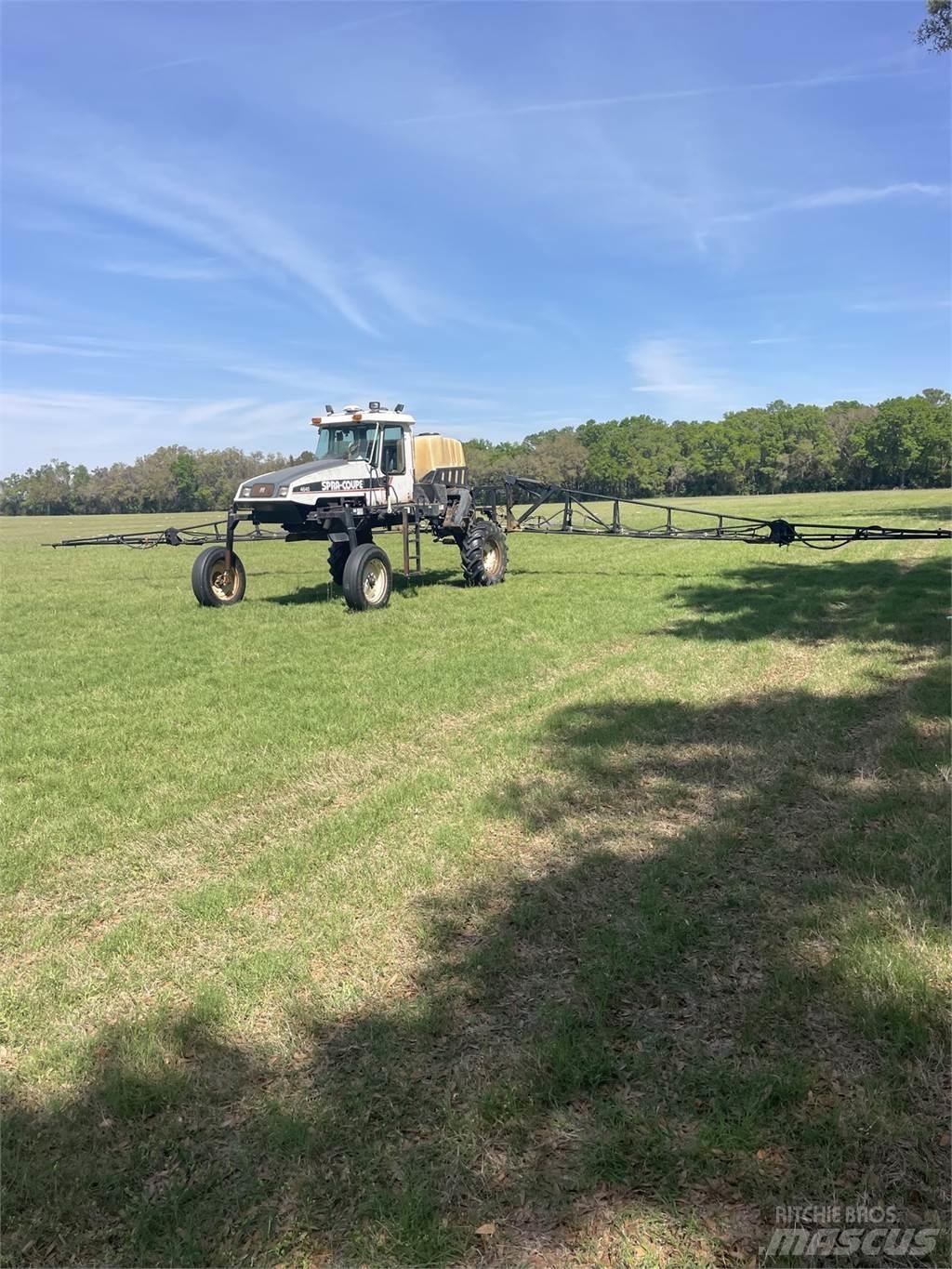 Agco 4640 牽引式噴霧機
