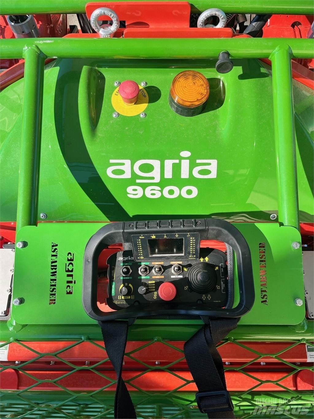 Agria 9600 草捆撕碎機、切割機、拆袋機
