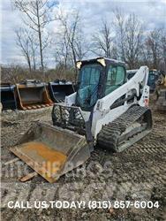 Bobcat T740 小型裝載機